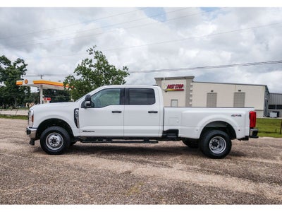 2026 Ford F-350 Super Duty XLT