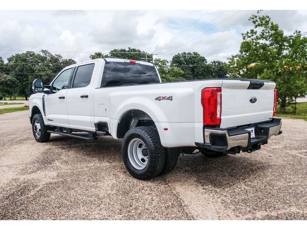 2026 Ford F-350 Super Duty XLT