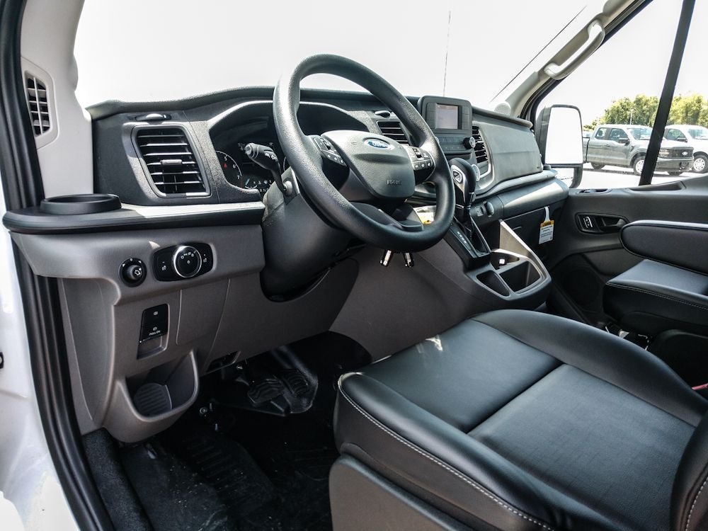 2025 Ford Transit Van Base