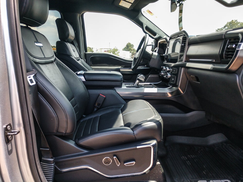 2025 Ford F-150 Platinum
