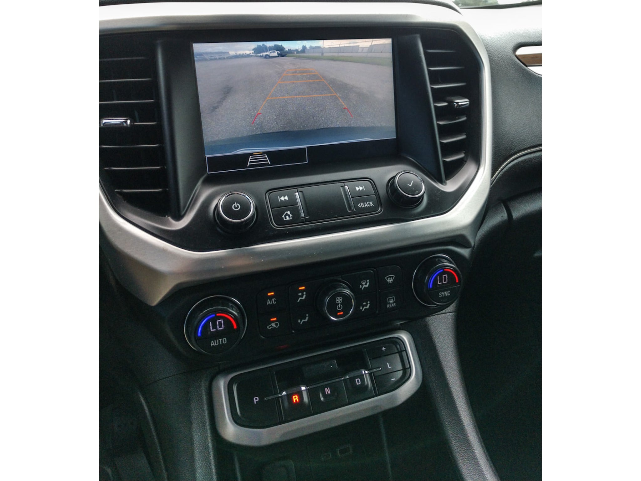 2021 GMC Acadia SLE