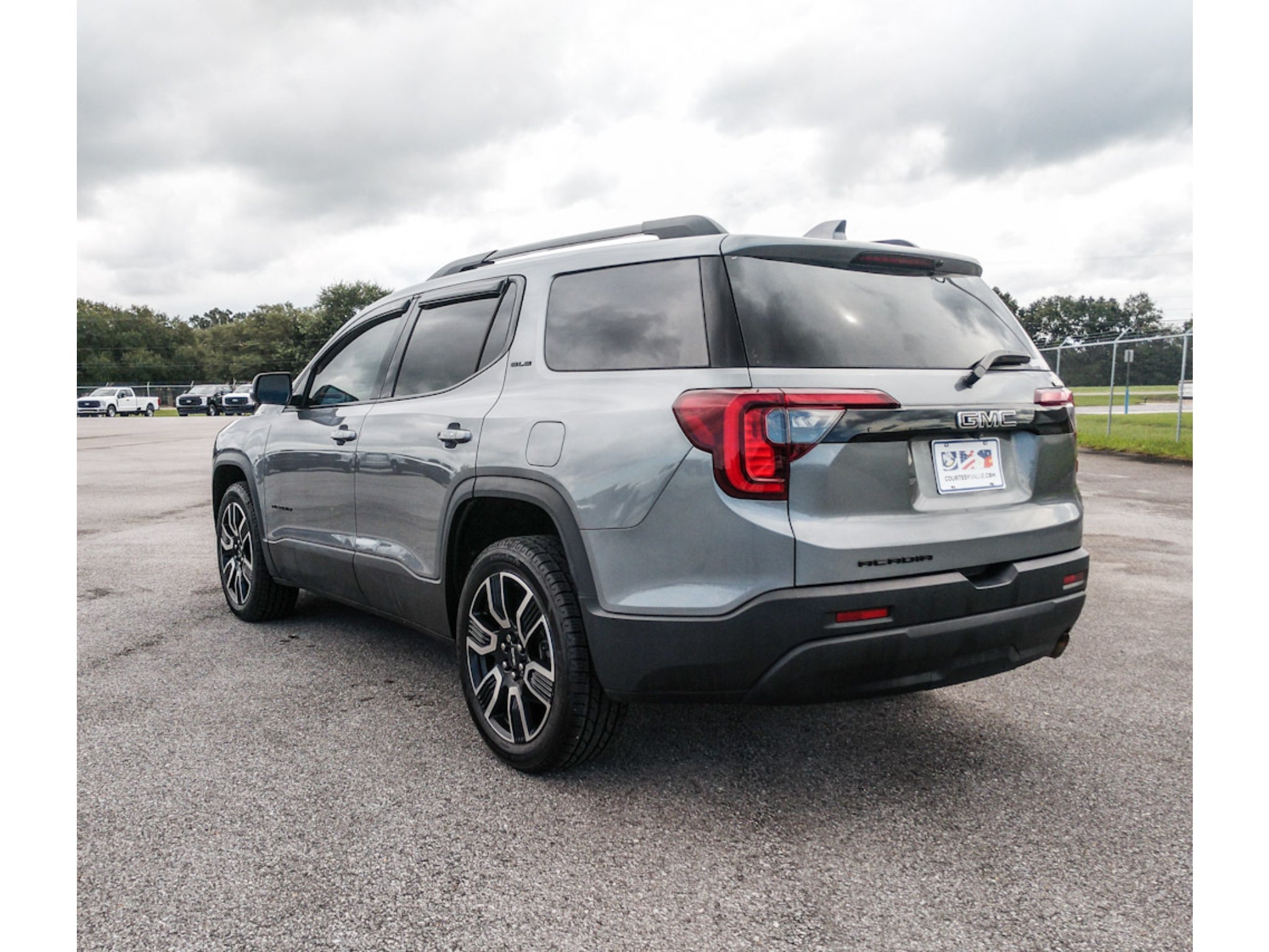 2021 GMC Acadia SLE
