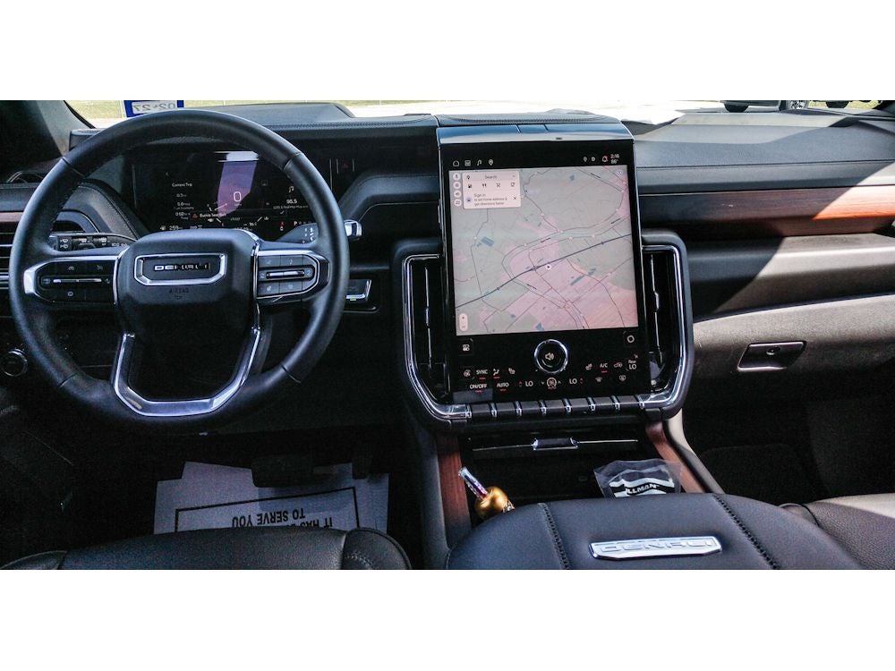 2025 GMC Yukon Denali