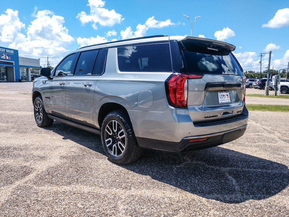 2023 GMC Yukon XL AT4