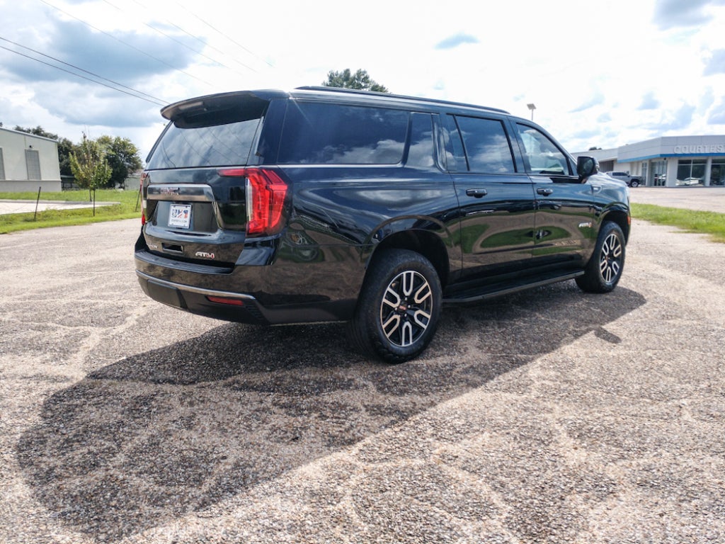 2024 GMC Yukon XL AT4