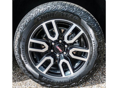 2024 GMC Yukon XL AT4