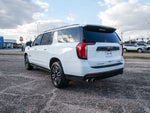 2022 GMC Yukon XL AT4
