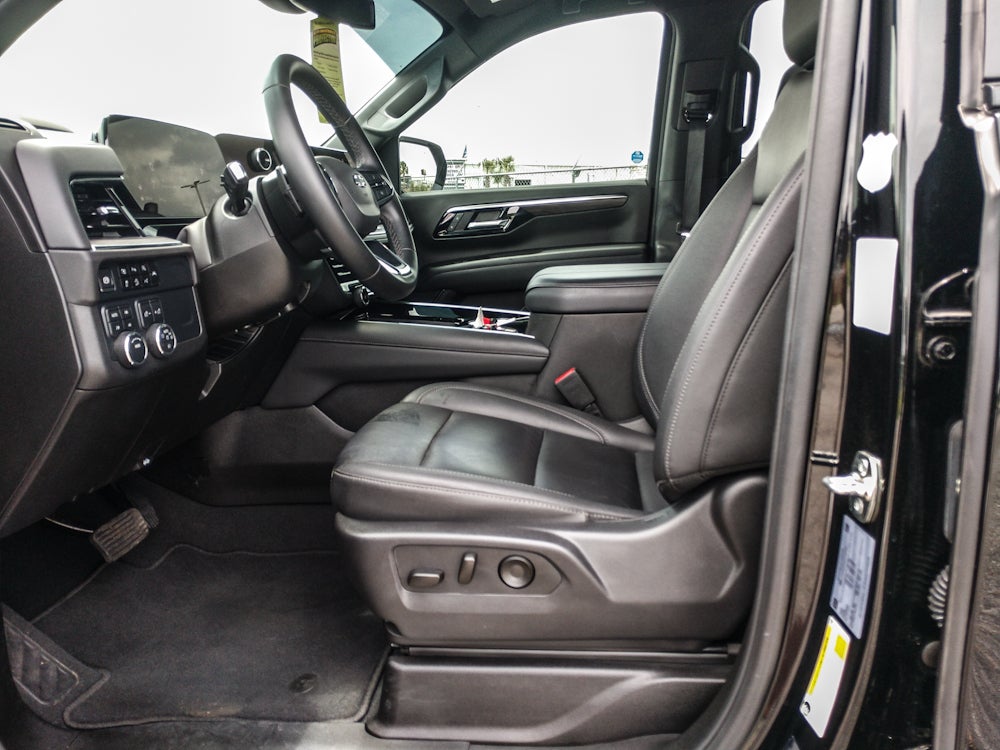 2025 Chevrolet Suburban Z71