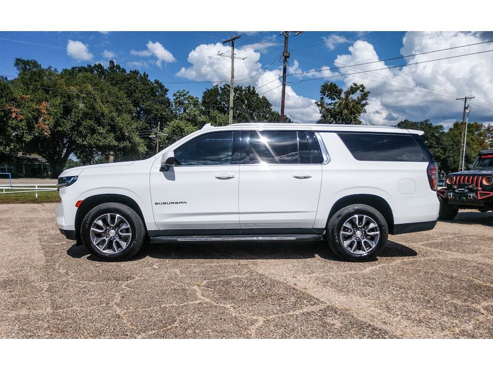 2023 Chevrolet Suburban 1500 LT
