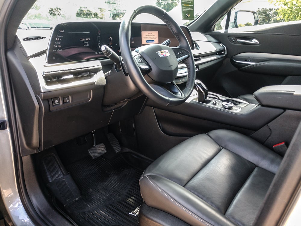 2025 Cadillac XT4 FWD Premium Luxury
