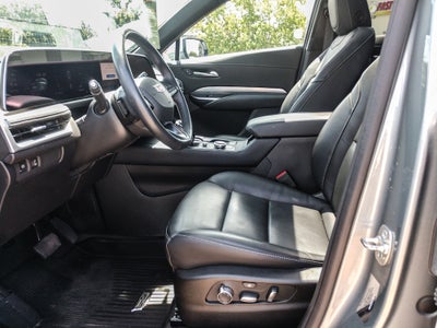 2025 Cadillac XT4 FWD Premium Luxury
