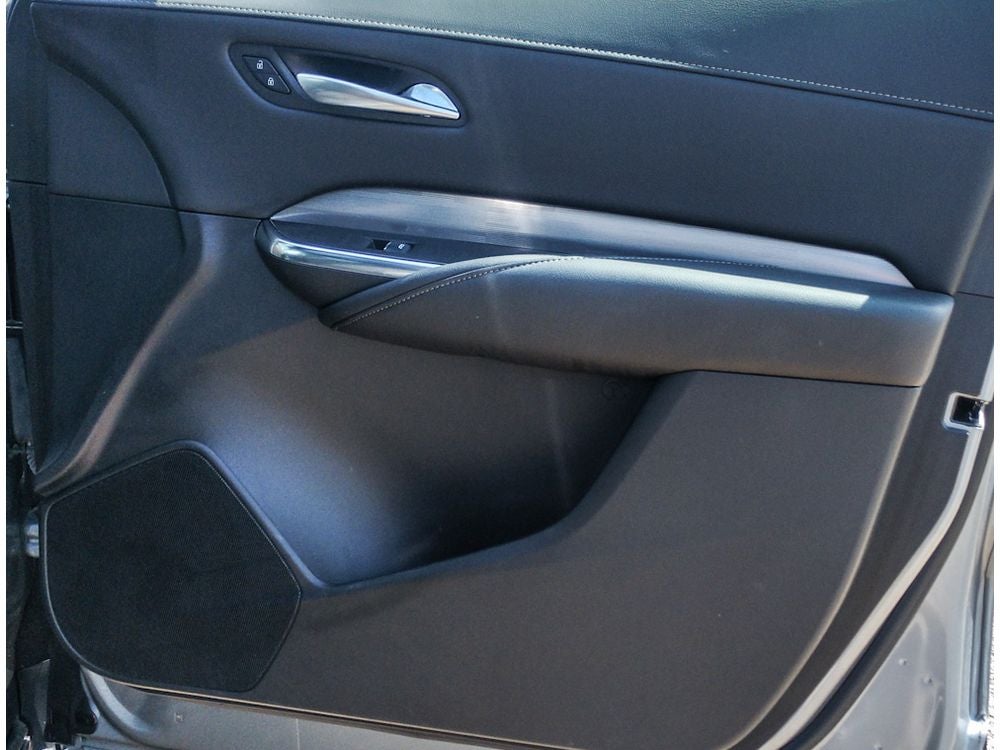2025 Cadillac XT4 FWD Premium Luxury