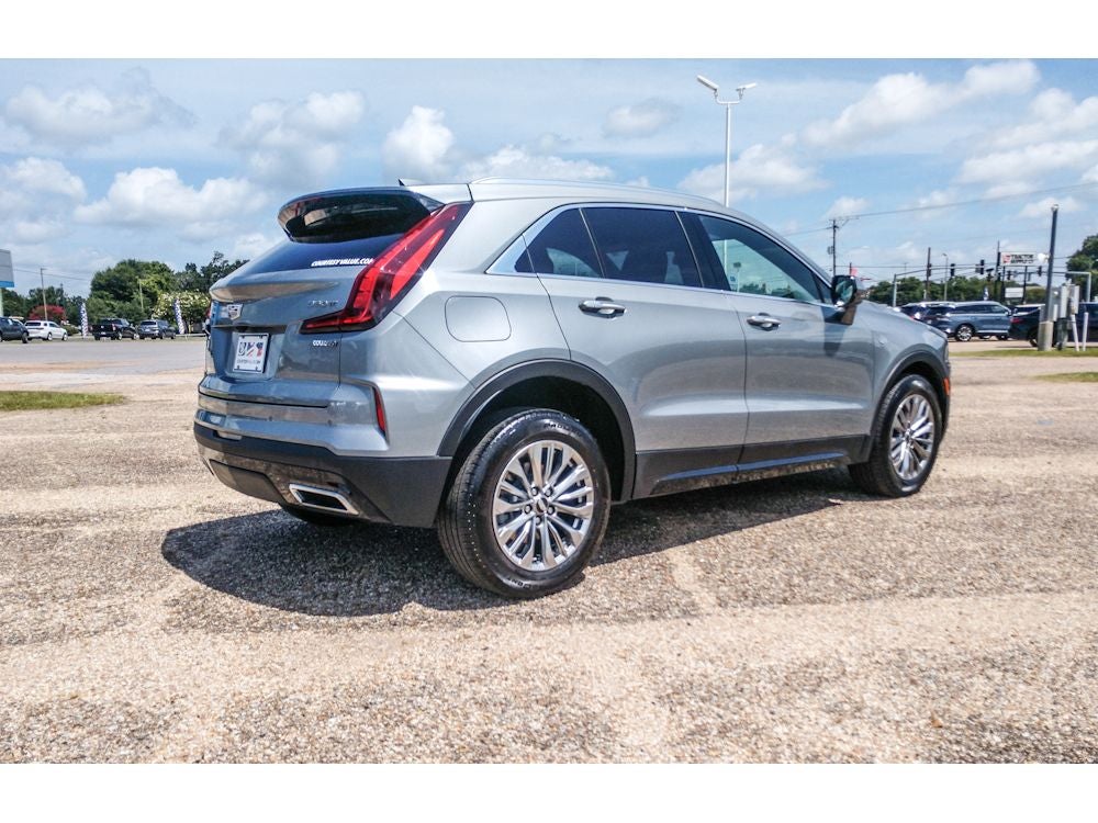 2025 Cadillac XT4 FWD Premium Luxury