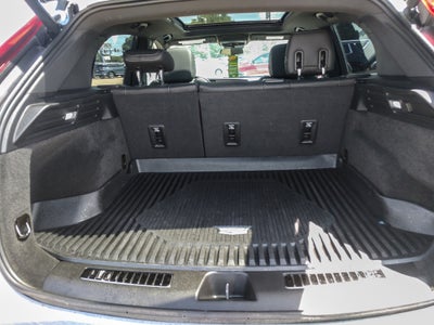 2025 Cadillac XT4 FWD Premium Luxury