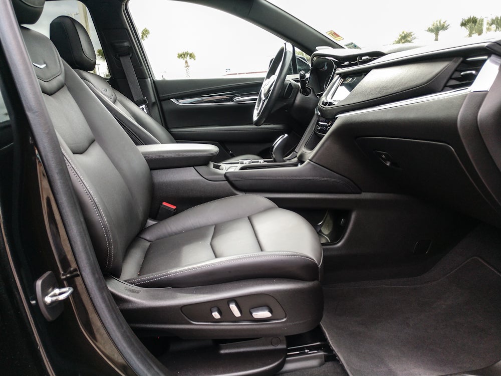 2024 Cadillac XT5 FWD Premium Luxury