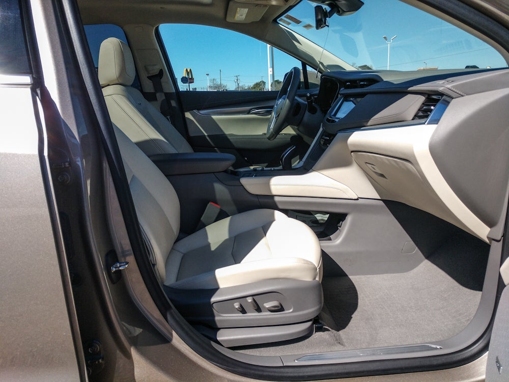 2023 Cadillac XT5 FWD Premium Luxury