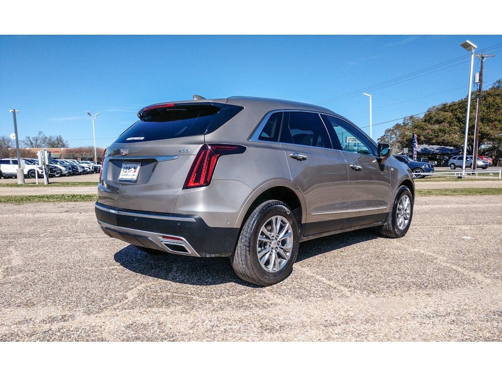2023 Cadillac XT5 FWD Premium Luxury