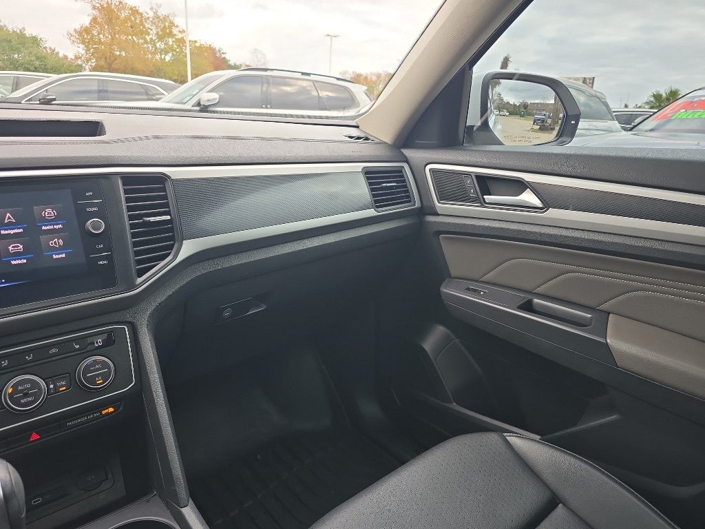 2021 Volkswagen Atlas 3.6L V6 SE w/Technology R-Line