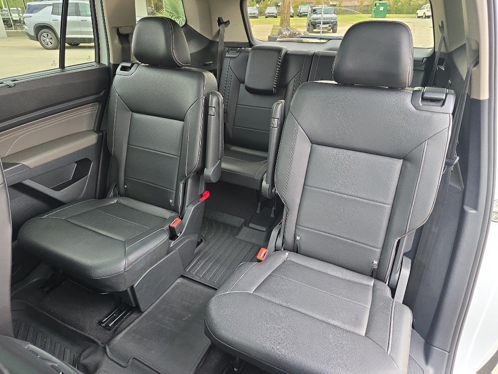 2021 Volkswagen Atlas 3.6L V6 SE w/Technology R-Line