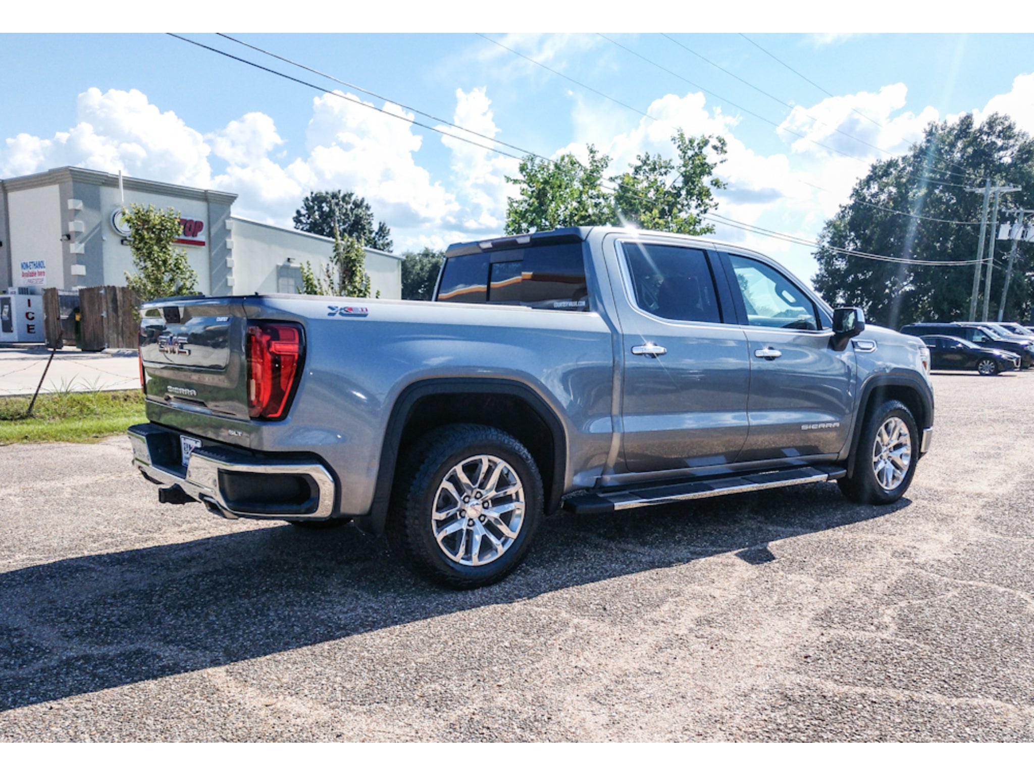2020 GMC Sierra 1500 SLT