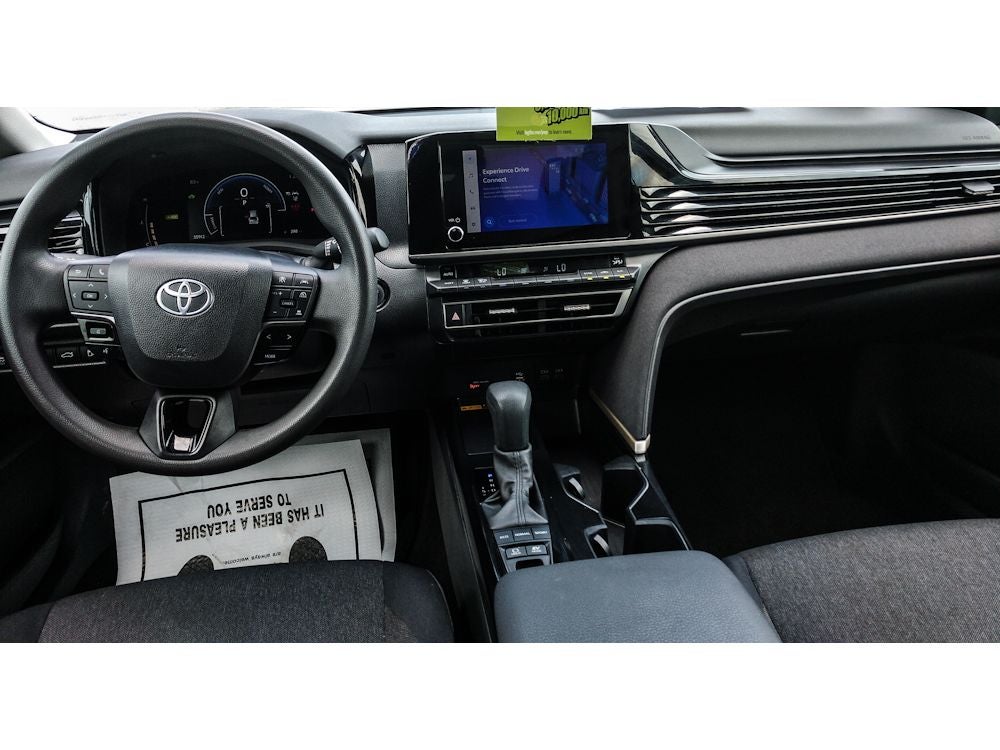 2025 Toyota Camry Hybrid LE