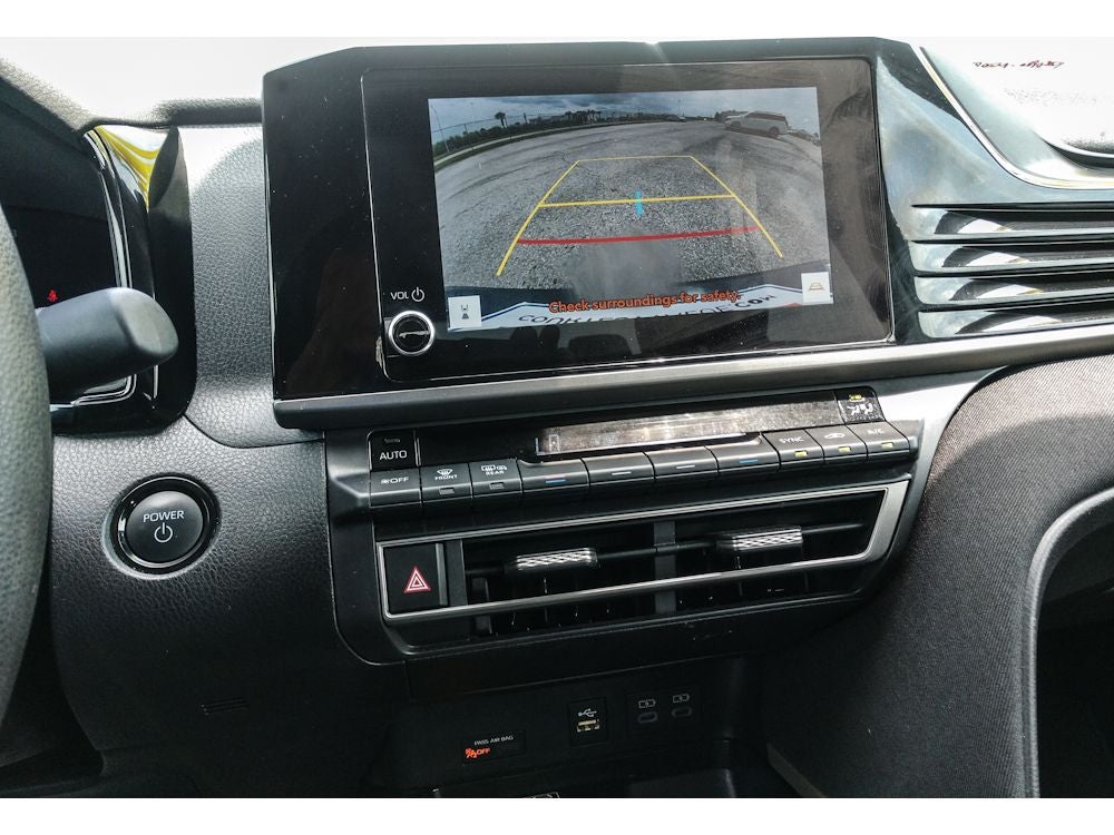 2025 Toyota Camry Hybrid LE