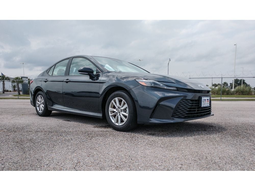 2025 Toyota Camry Hybrid LE
