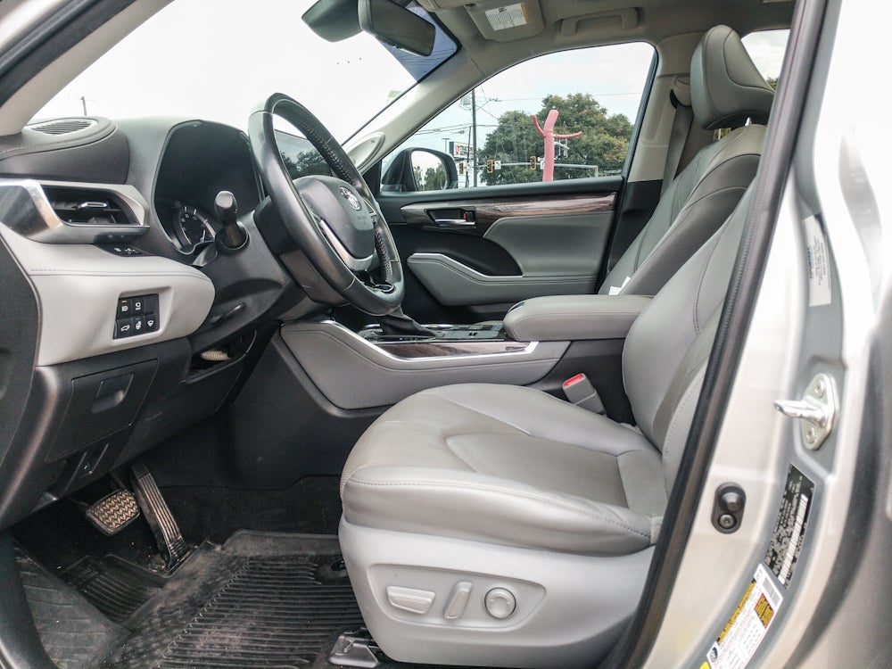 2022 Toyota Highlander Platinum