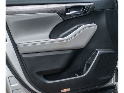 2022 Toyota Highlander Platinum