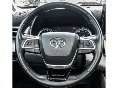 2022 Toyota Highlander Platinum