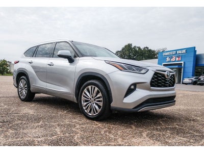 2022 Toyota Highlander Platinum