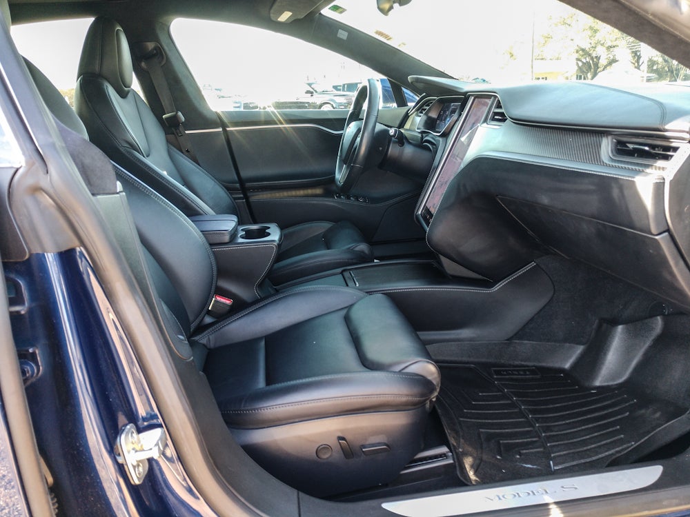 2020 Tesla Model S Performance