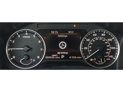 2025 Mitsubishi Outlander Base