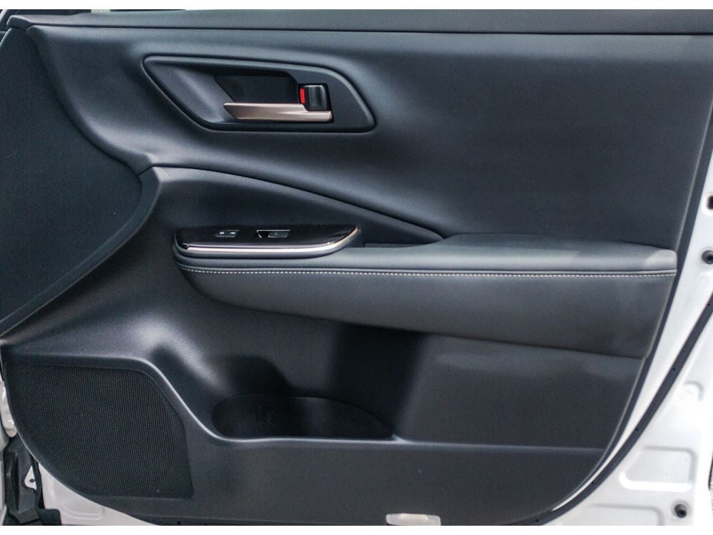 2025 Toyota Crown Platinum