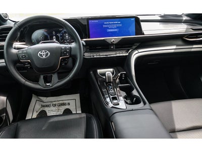 2025 Toyota Crown Platinum