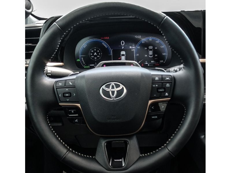 2025 Toyota Crown Platinum