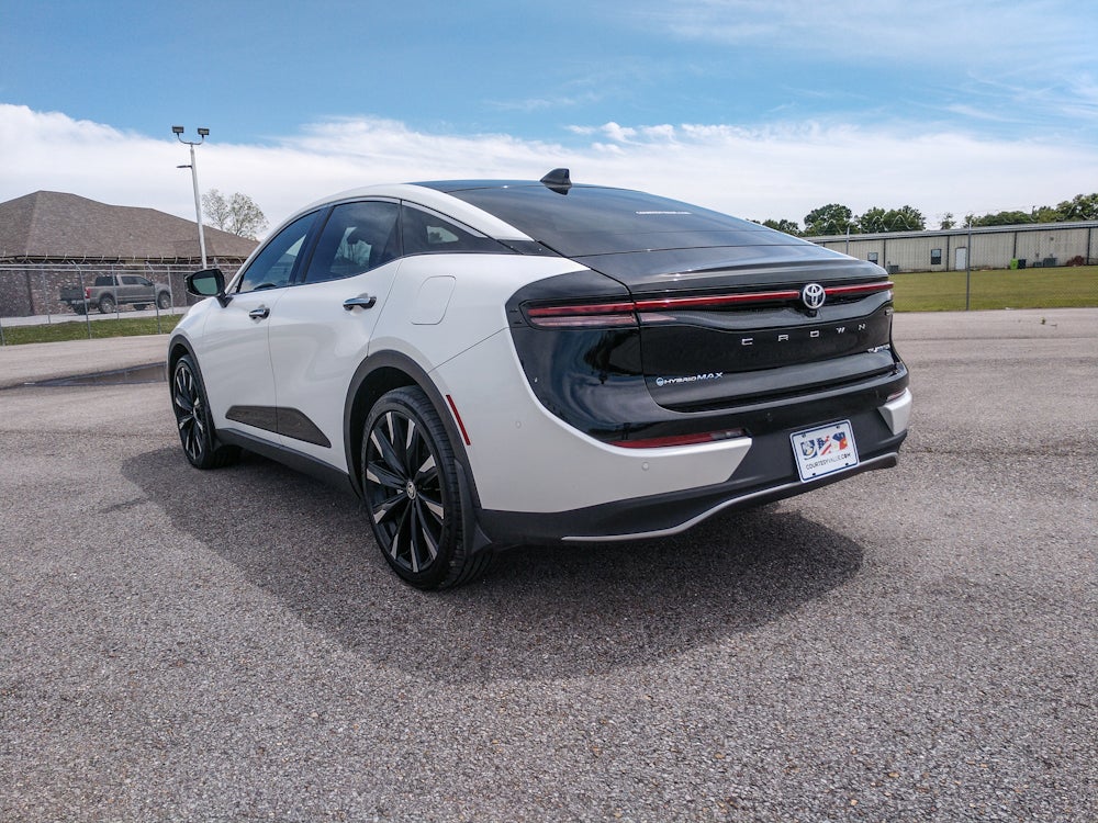 2025 Toyota Crown Platinum