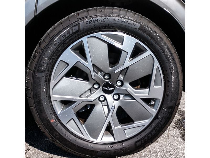 2025 Genesis GV60 Standard