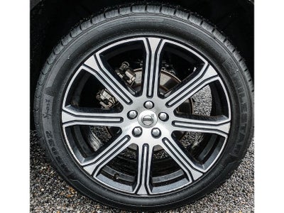 2021 Volvo XC60 Inscription
