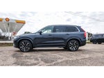 2022 Volvo XC90 Momentum