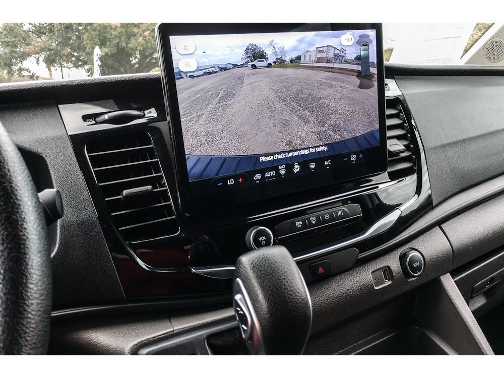 2023 Ford Transit Wagon XLT