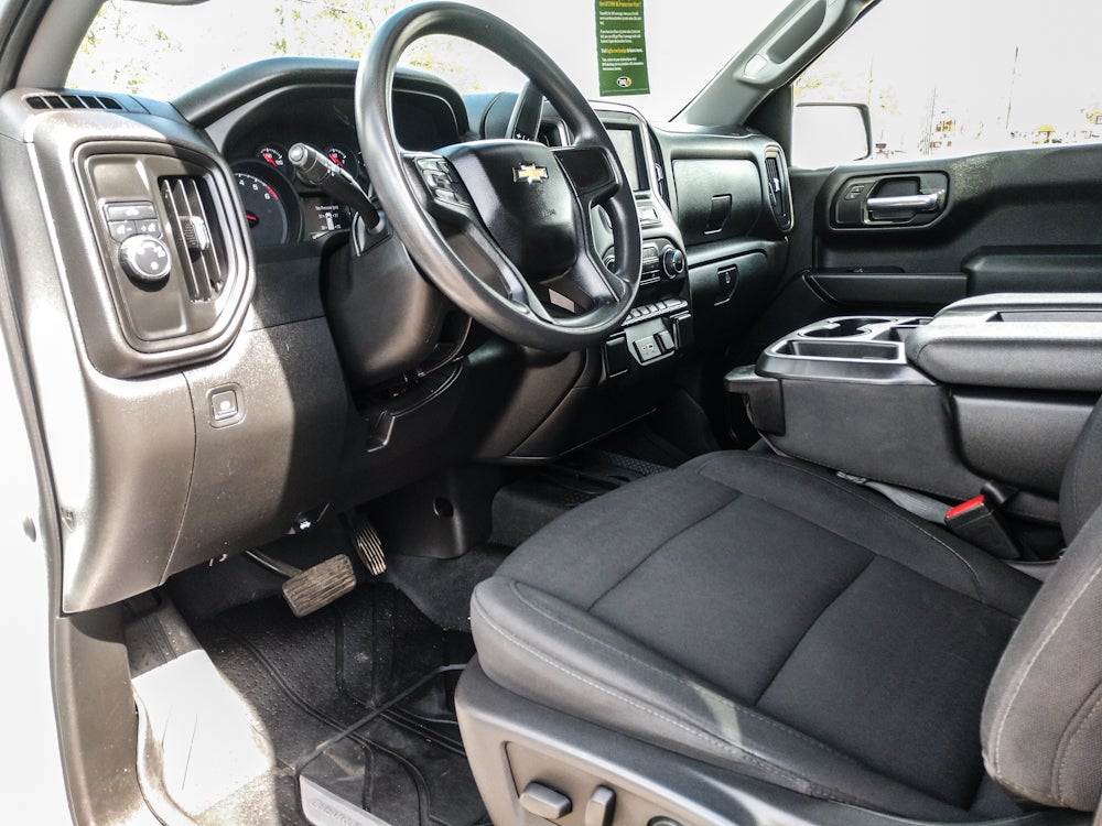 2023 Chevrolet Silverado Custom