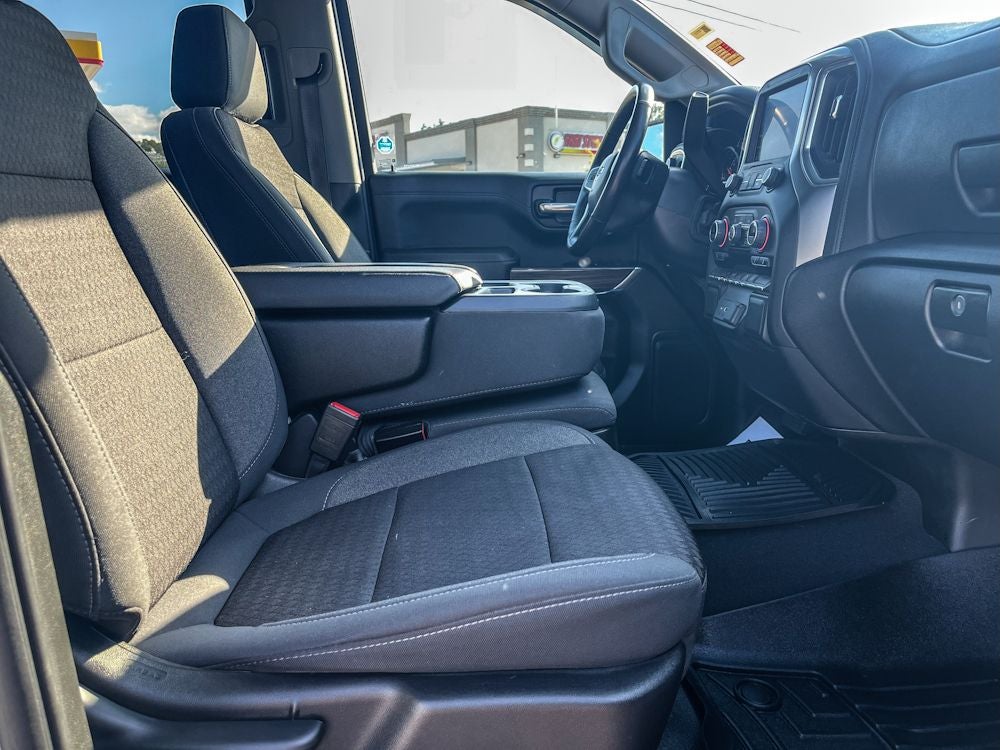 2022 Chevrolet Silverado RST