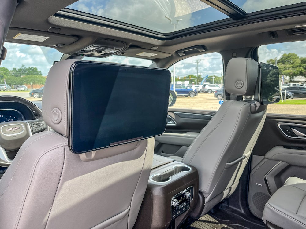 2022 GMC Yukon 1500 SLT