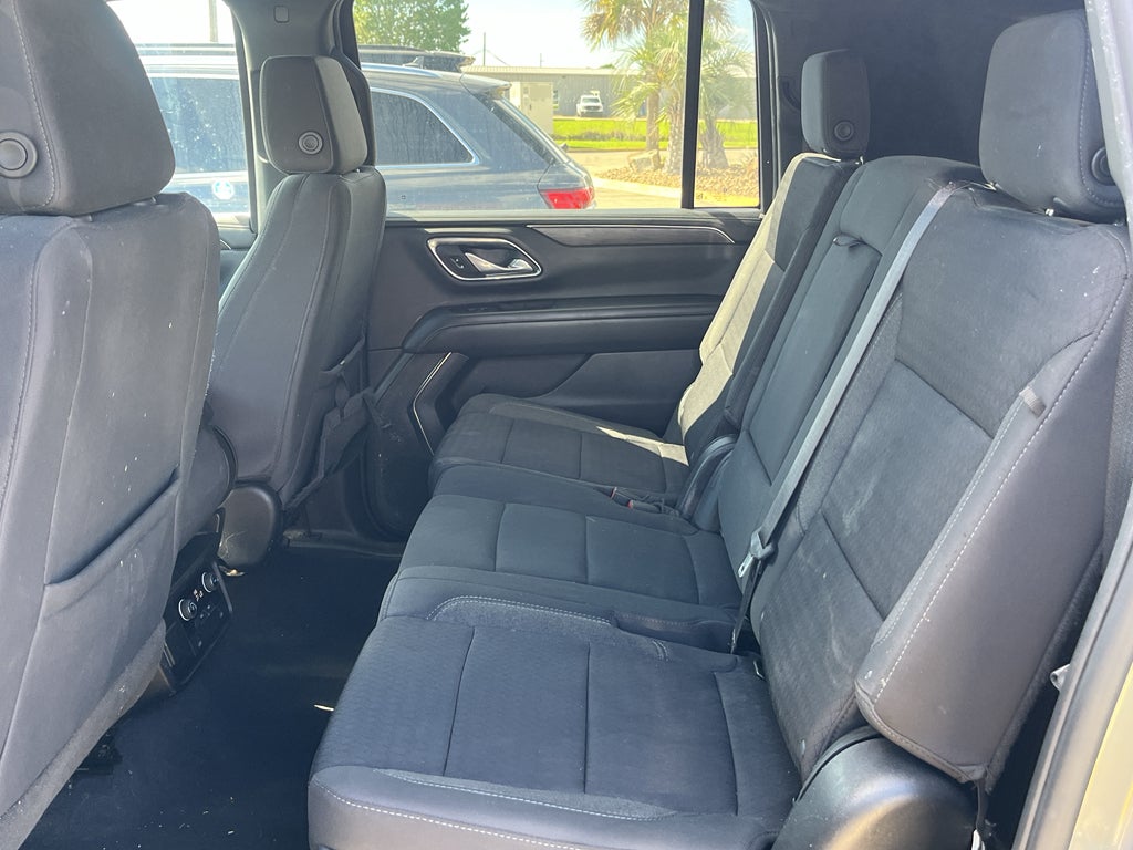2023 Chevrolet Suburban 1500 LS