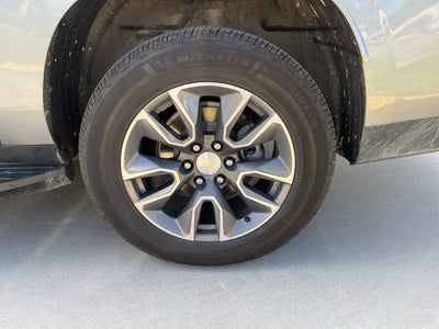 2023 Chevrolet Suburban 1500 LS