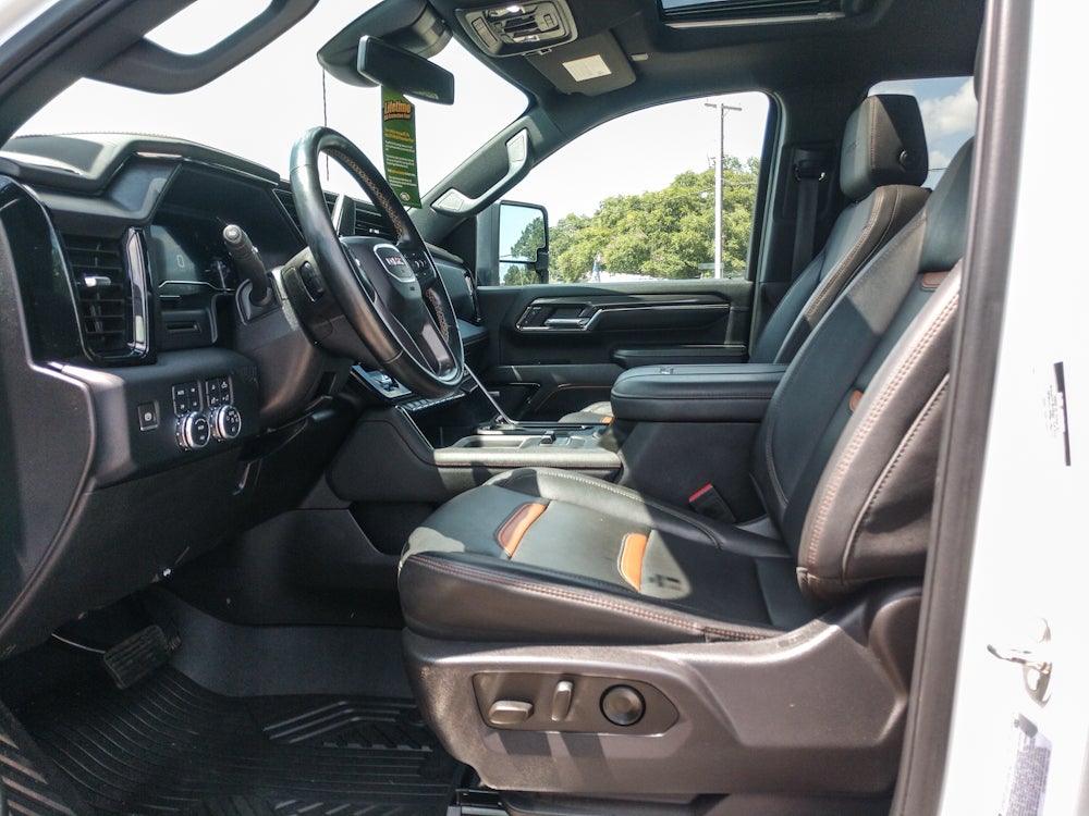2024 GMC Sierra 2500 AT4