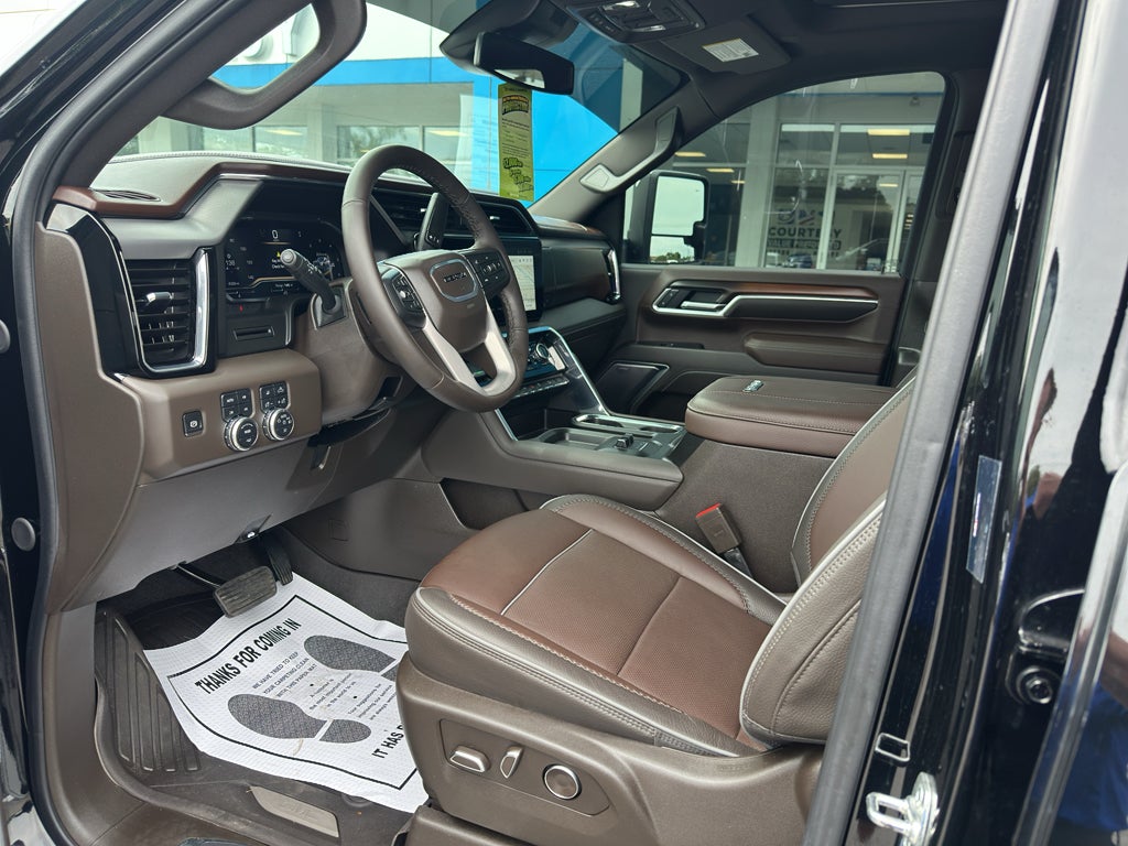 2025 GMC Sierra 2500 Denali