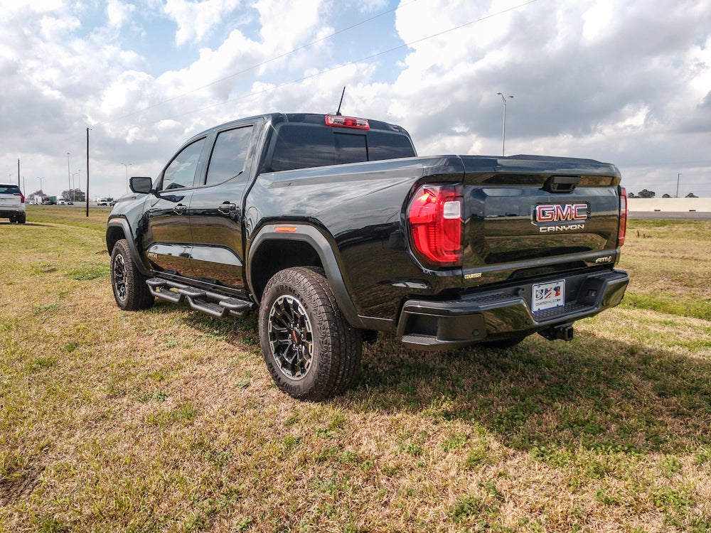 2026 GMC Canyon 4WD AT4