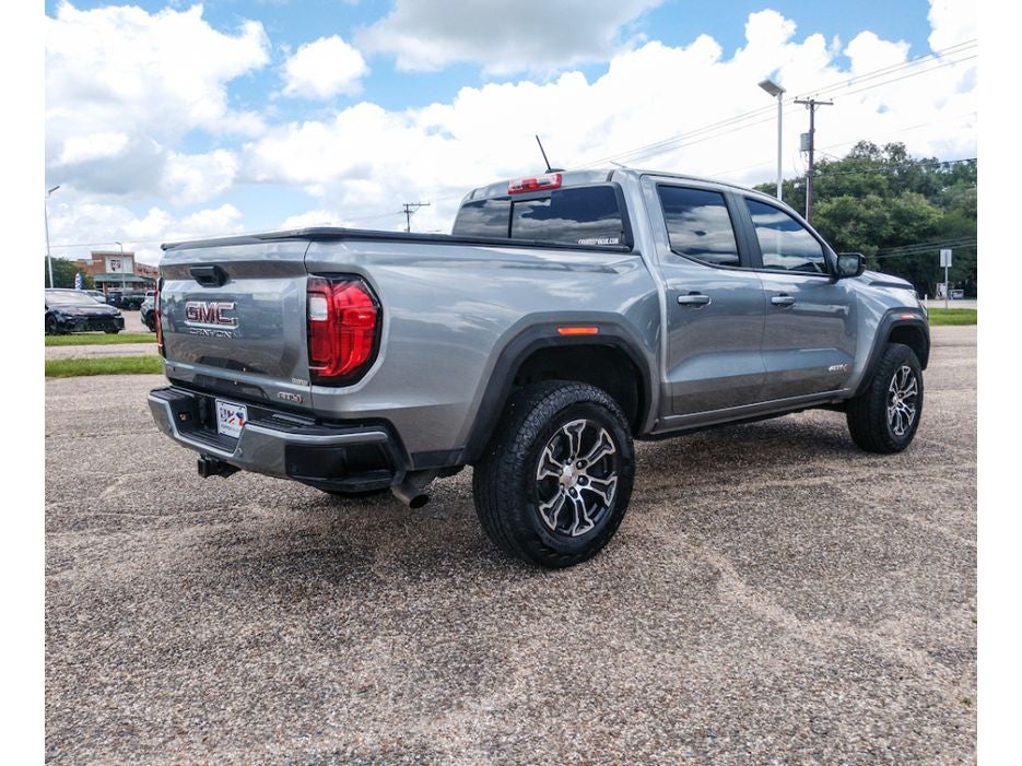 2025 GMC Canyon 4WD AT4